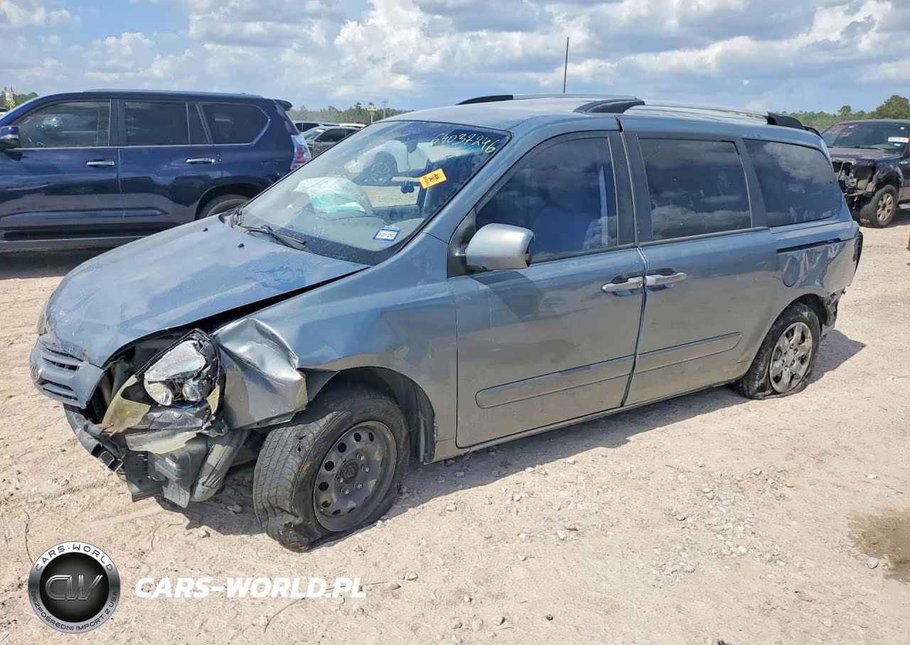 2009 Kia Sedona Lx