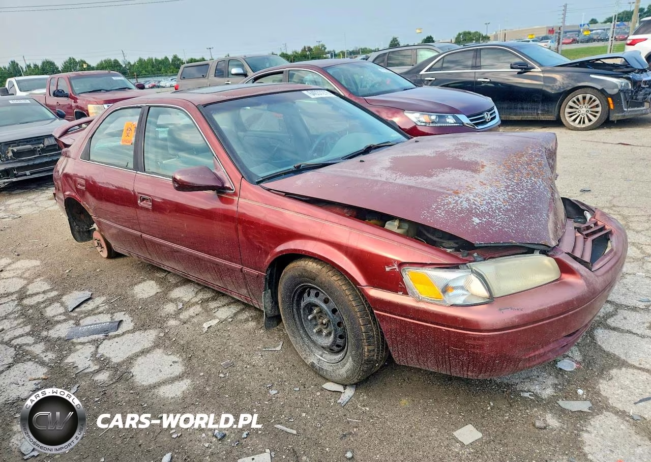 1999 Toyota Camry Le VIN:4T1BG22K9XU419462 - 4