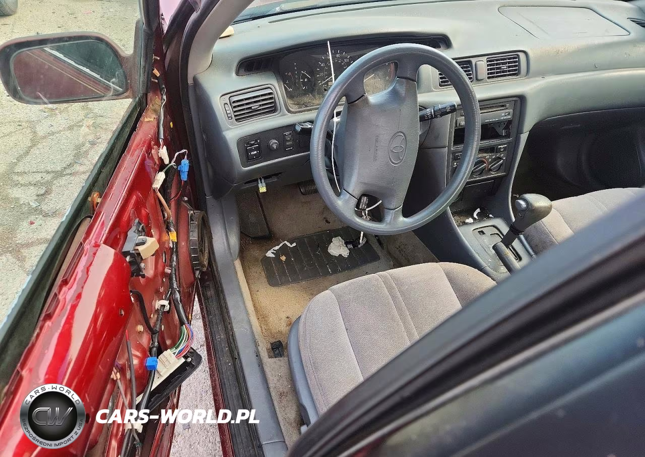 1999 Toyota Camry Le VIN:4T1BG22K9XU419462 - 8
