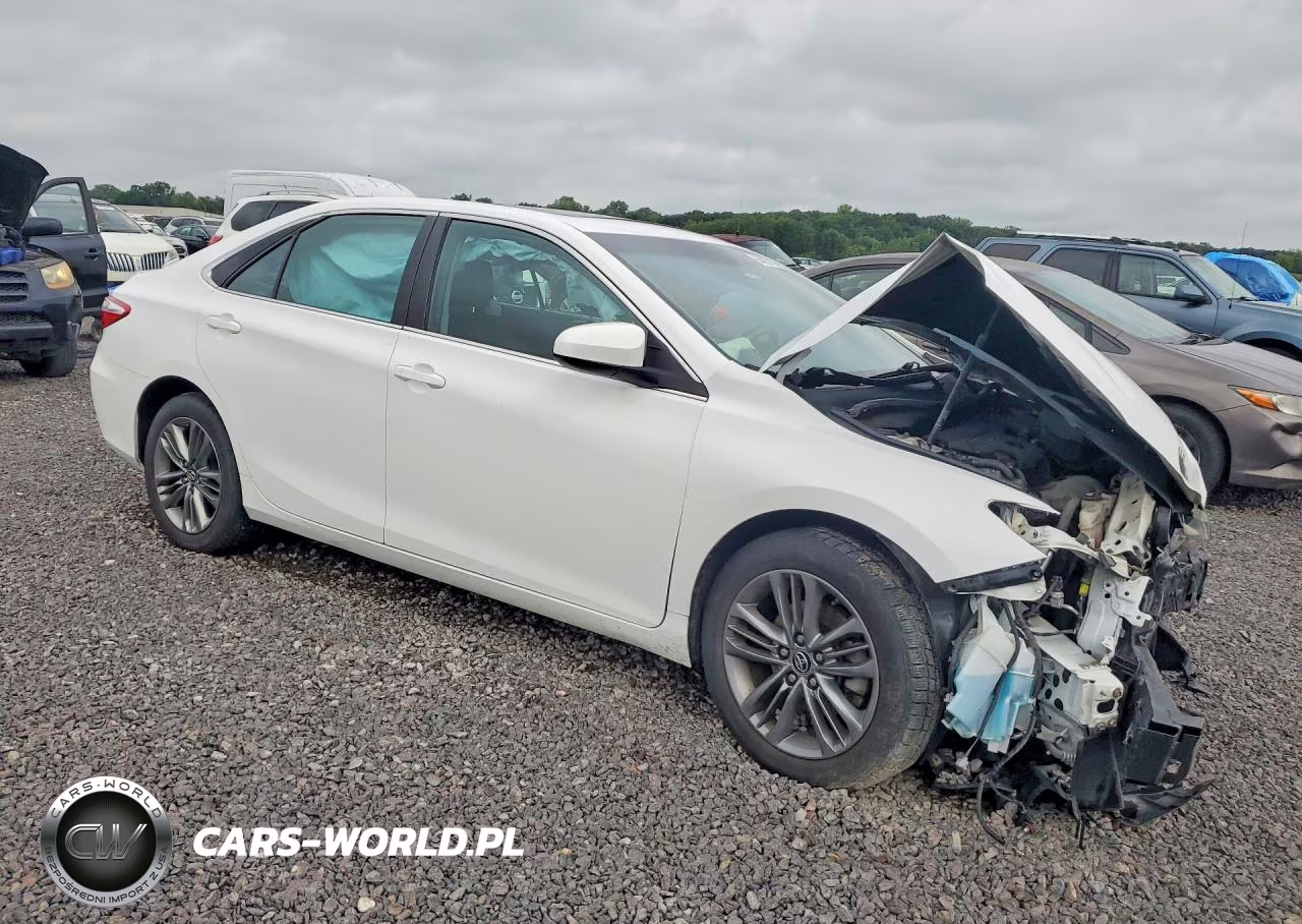 2017 Toyota Camry Se VIN:4T1BF1FK6HU305623 - 4