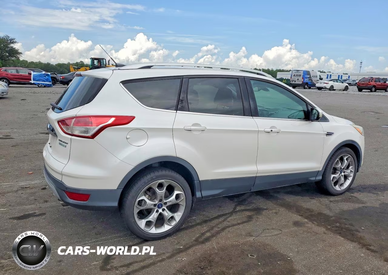 2015 Ford Escape Titanium VIN:1FMCU0JX0FUC21107 - 3