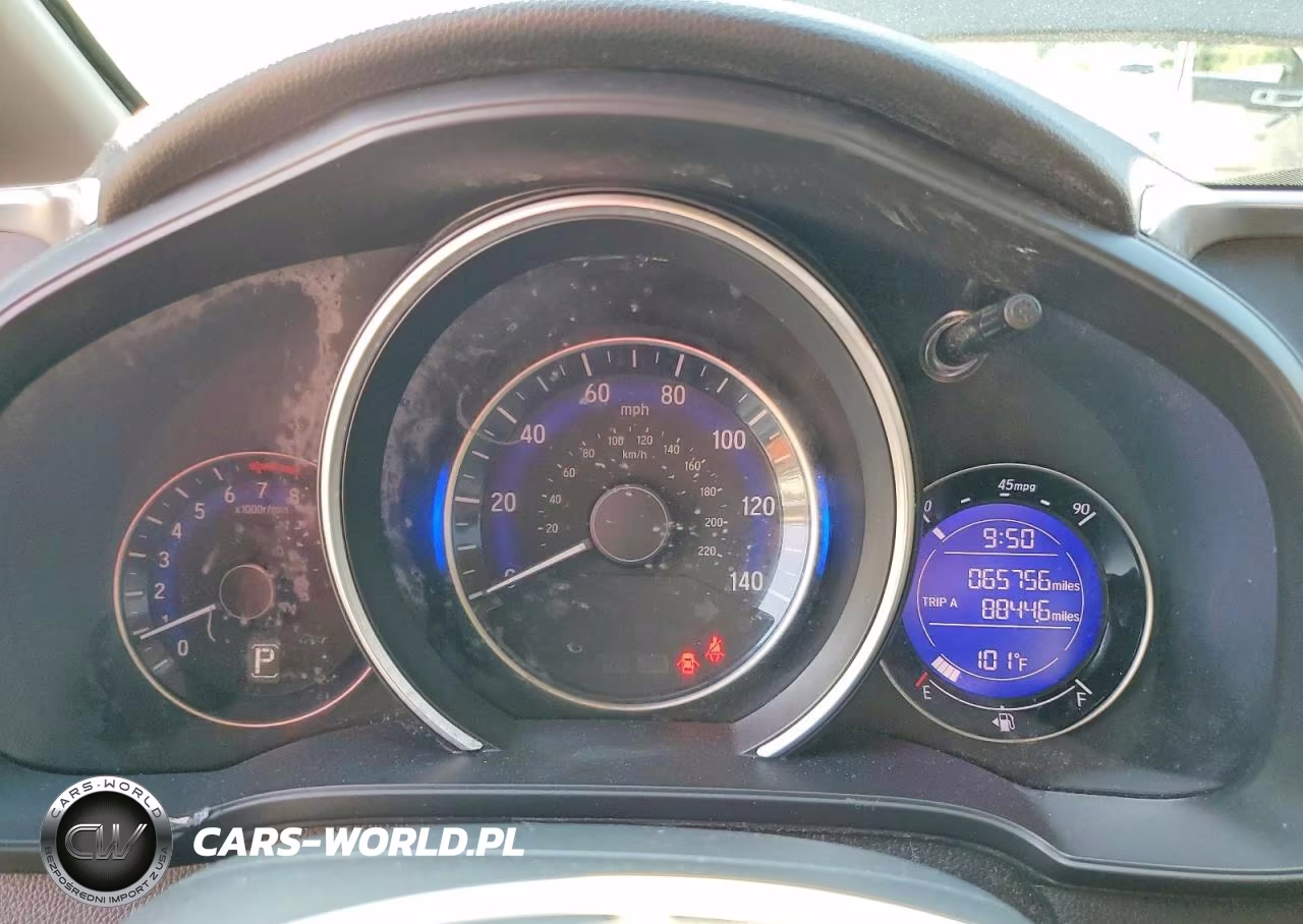 2018 Honda Fit Lx VIN:3HGGK5H41JM736555 - 9