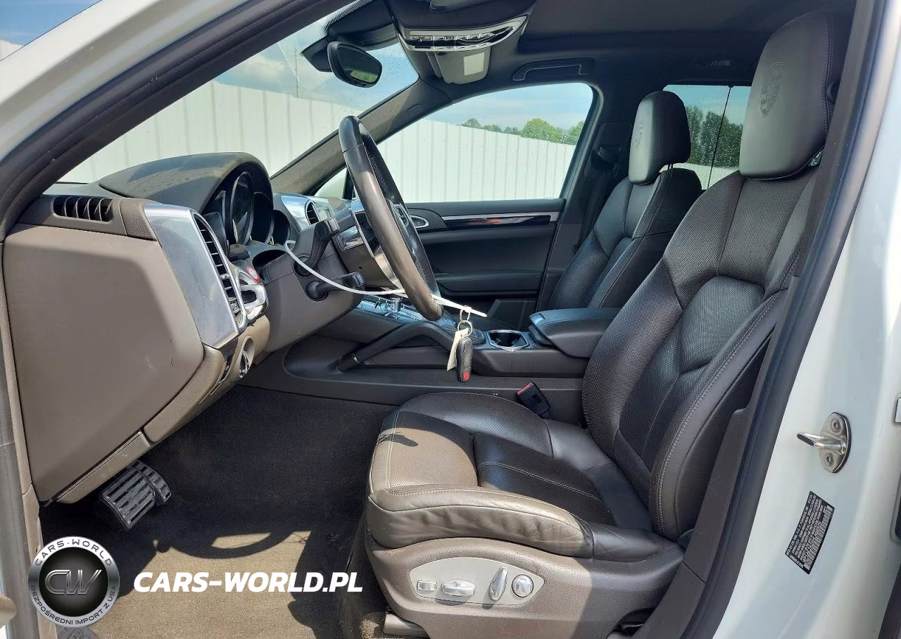 2017 Porsche Cayenne Se Hybrid Platinum VIN:WP1AE2A2XHLA68929 - 7