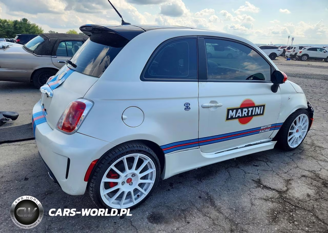 2013 Fiat 500 Abarth VIN:3C3CFFFH4DT634081 - 3