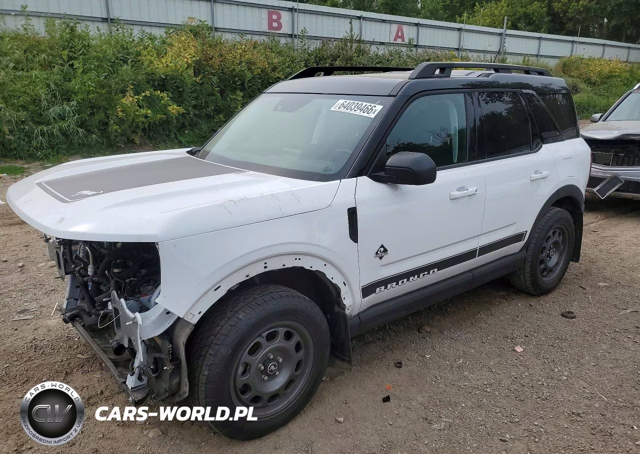2024 Ford Bronco Sport Outer Banks – zdjęcie 1 z 14