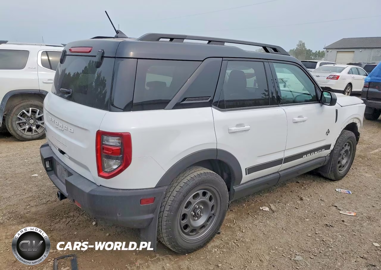 2024 Ford Bronco Sport Outer Banks VIN:3FMCR9C67RRF13410 - 3