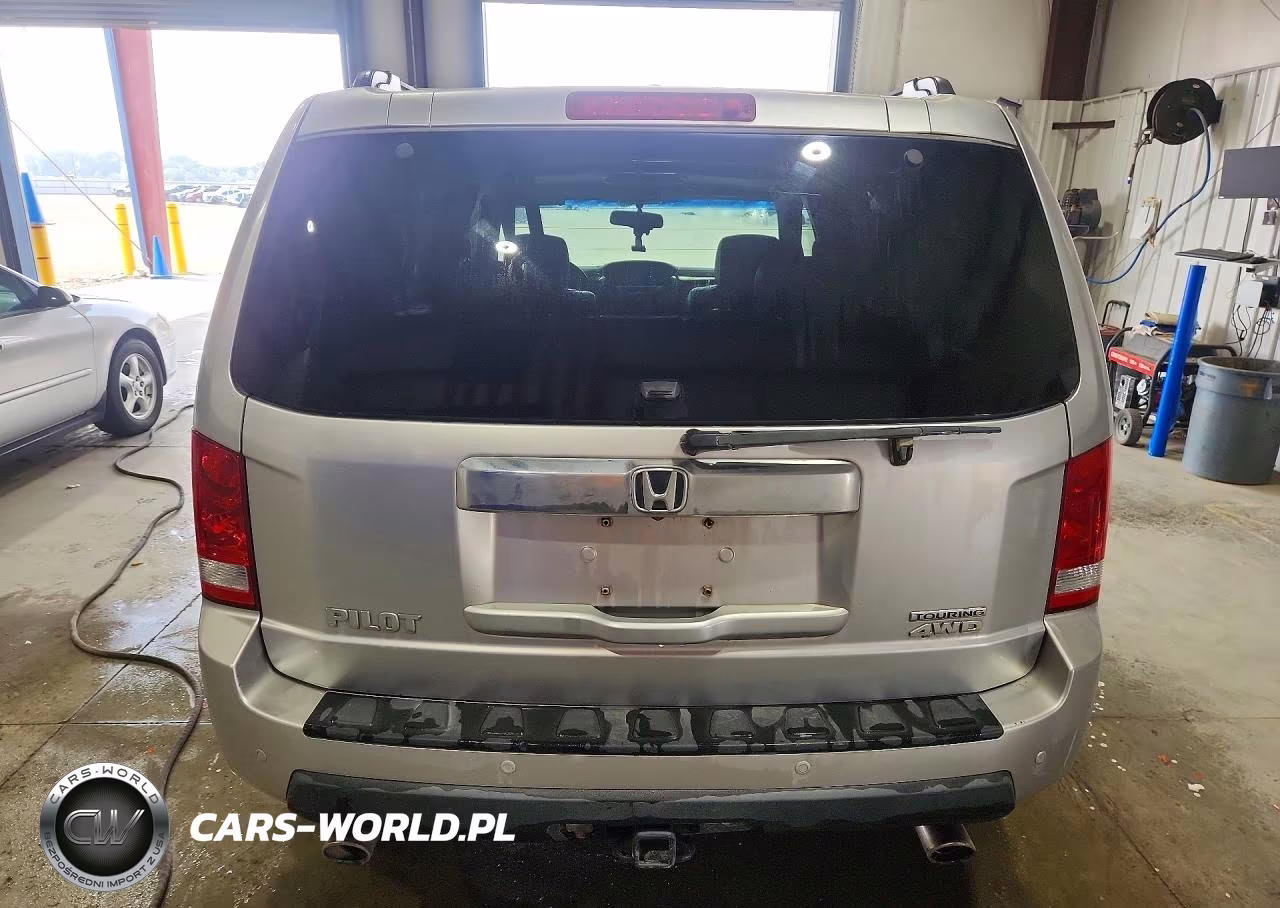 2010 Honda Pilot Touring VIN:5FNYF4H96AB035883 - 6