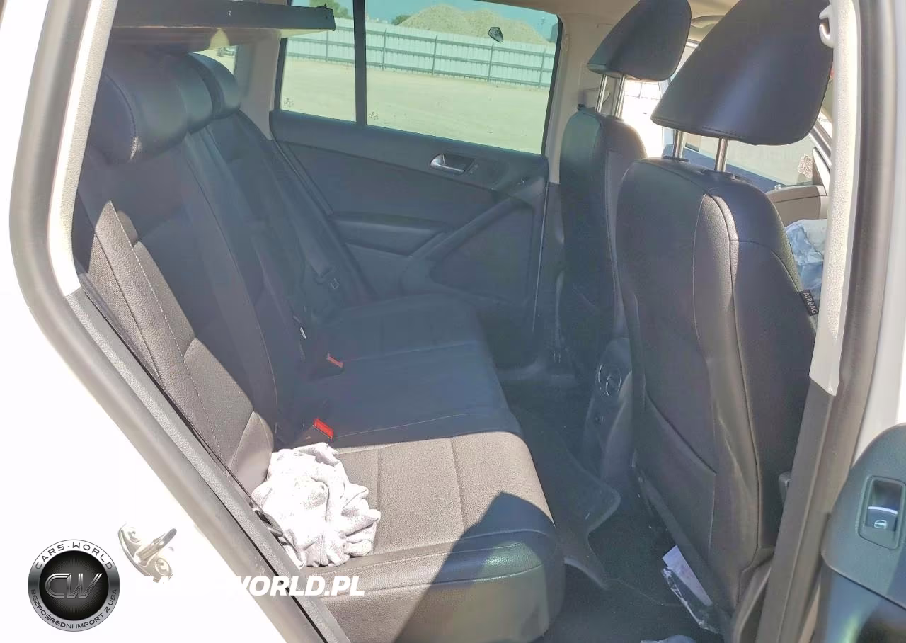 2011 Volkswagen Tiguan S VIN:WVGAV7AX0BW503520 - 10