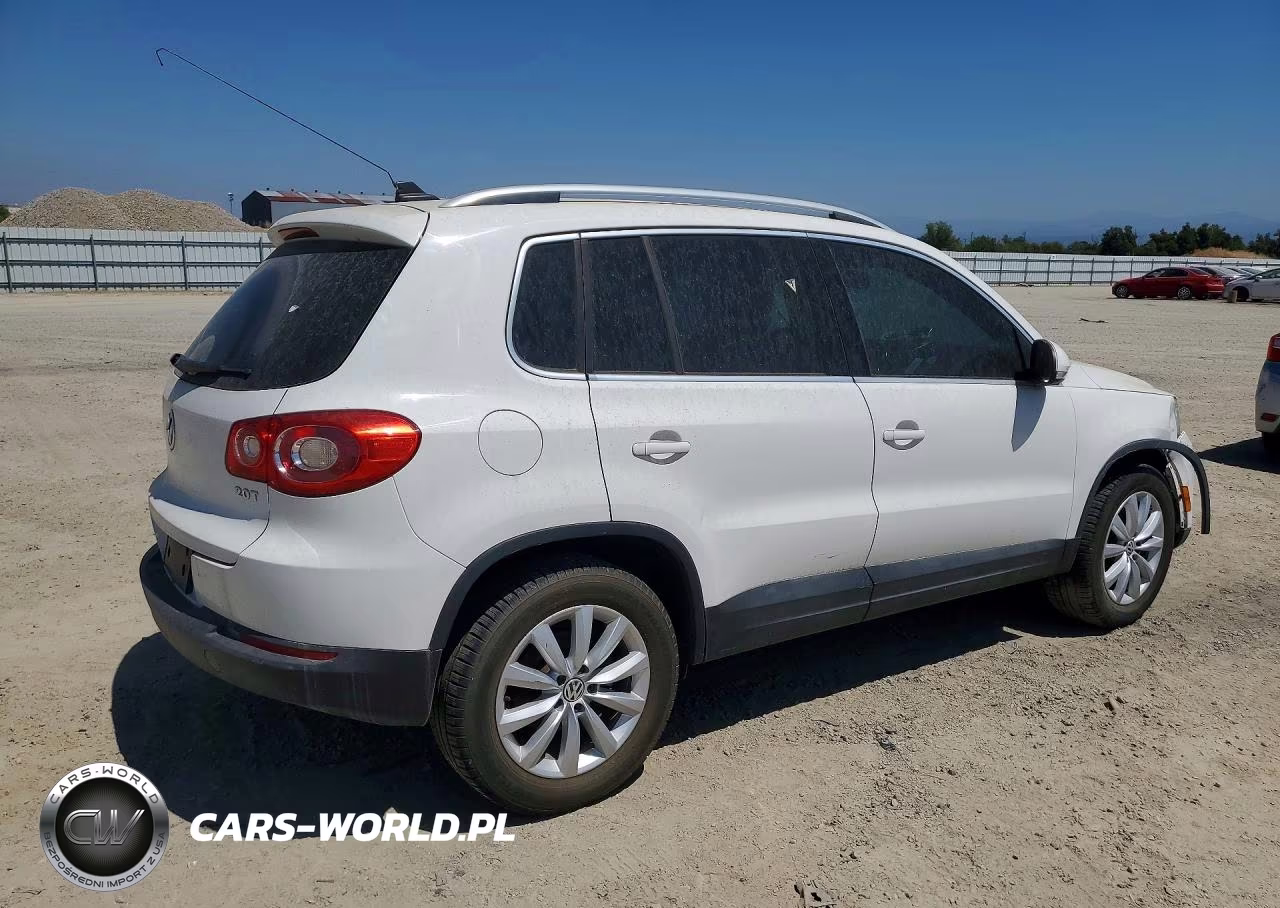 2011 Volkswagen Tiguan S VIN:WVGAV7AX0BW503520 - 3