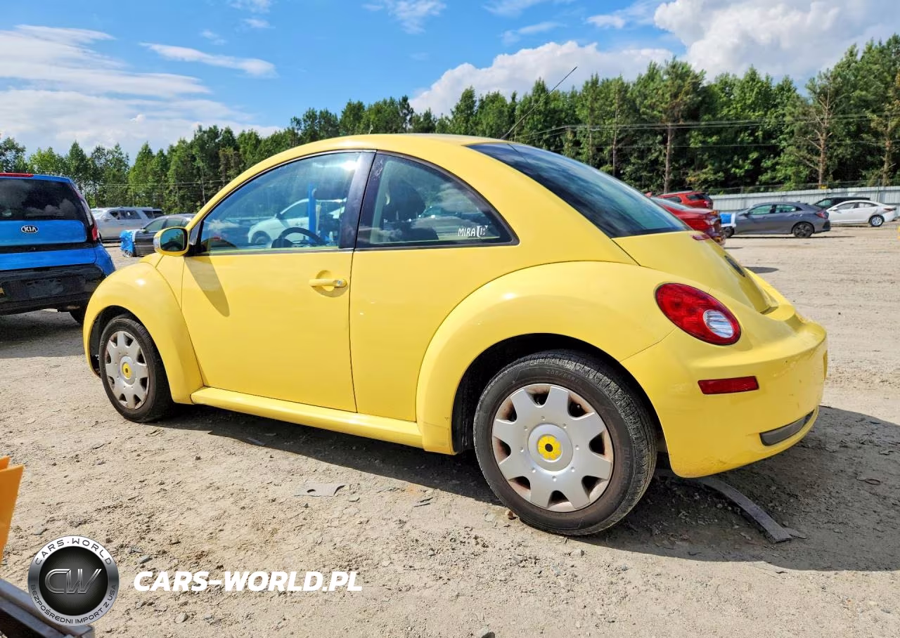 2010 Volkswagen New Beetle VIN:3VWPG3AG2AM012072 - 2