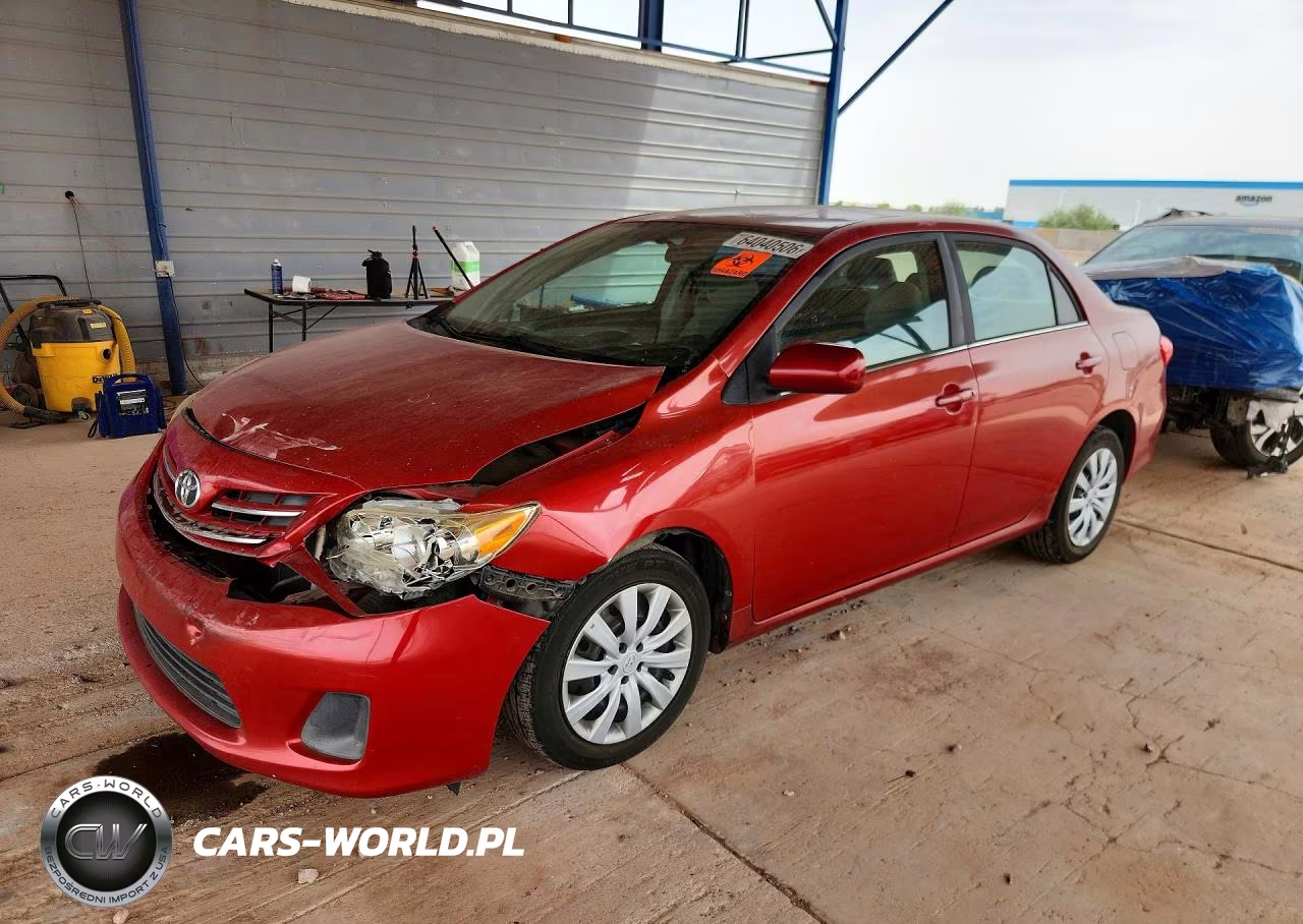 2013 Toyota Corolla Le – zdjęcie 1 z 12