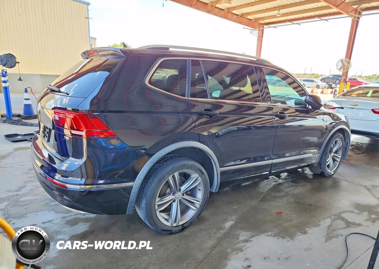 2018 Volkswagen Tiguan Se VIN:3VV3B7AX7JM196546 - 3