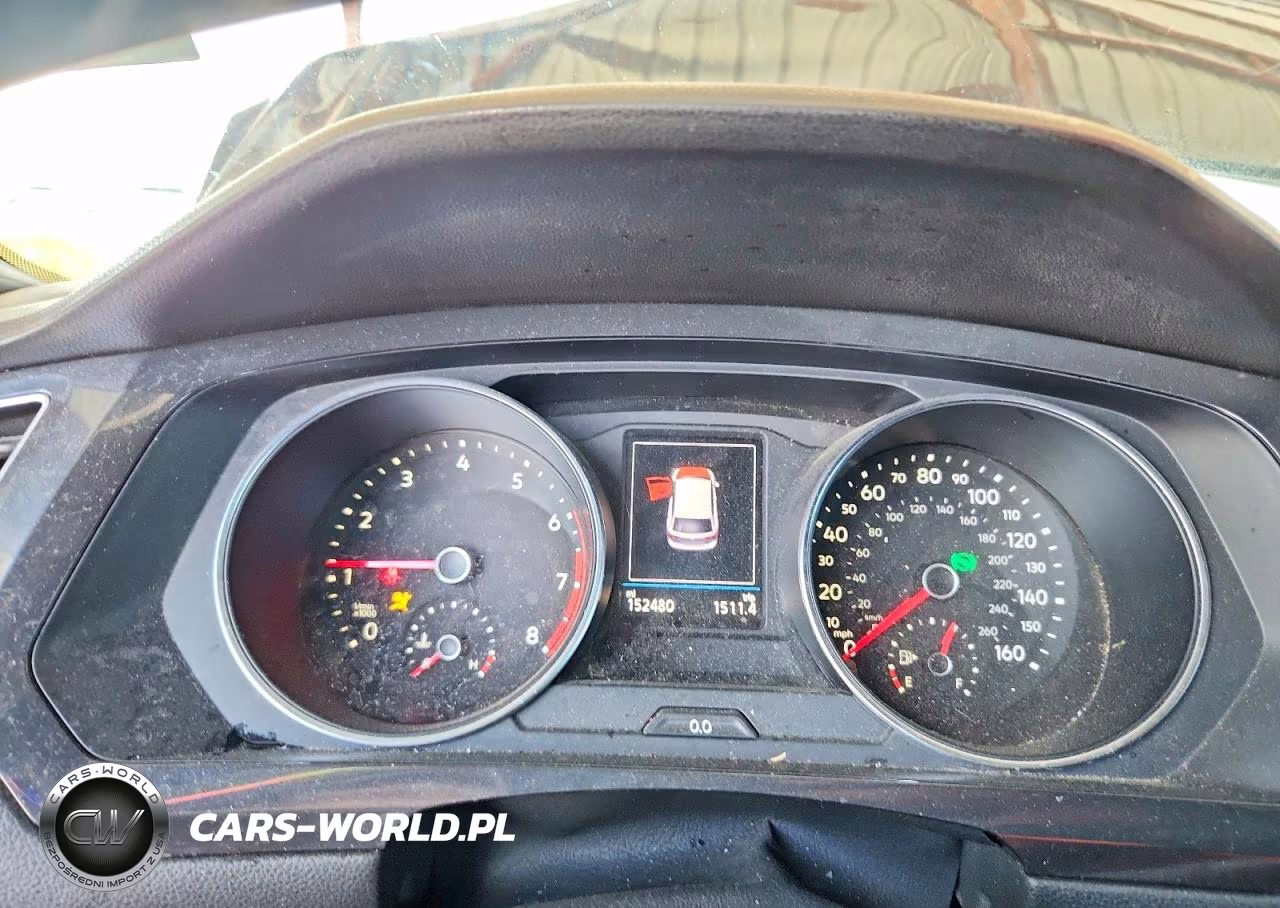 2018 Volkswagen Tiguan Se VIN:3VV3B7AX7JM196546 - 9