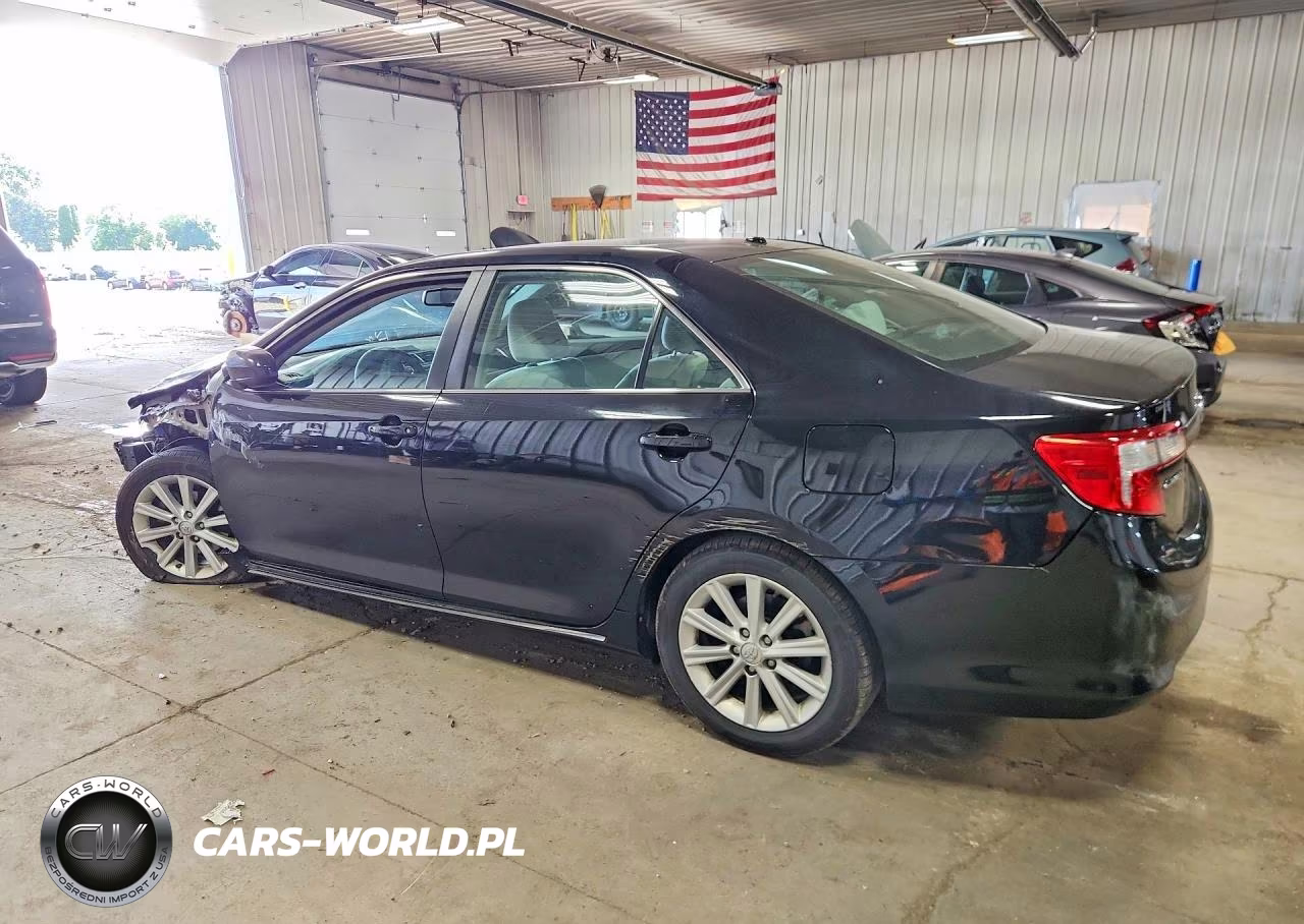 2014 Toyota Camry Hybrid Xle VIN:4T1BD1FK5EU118682 - 2