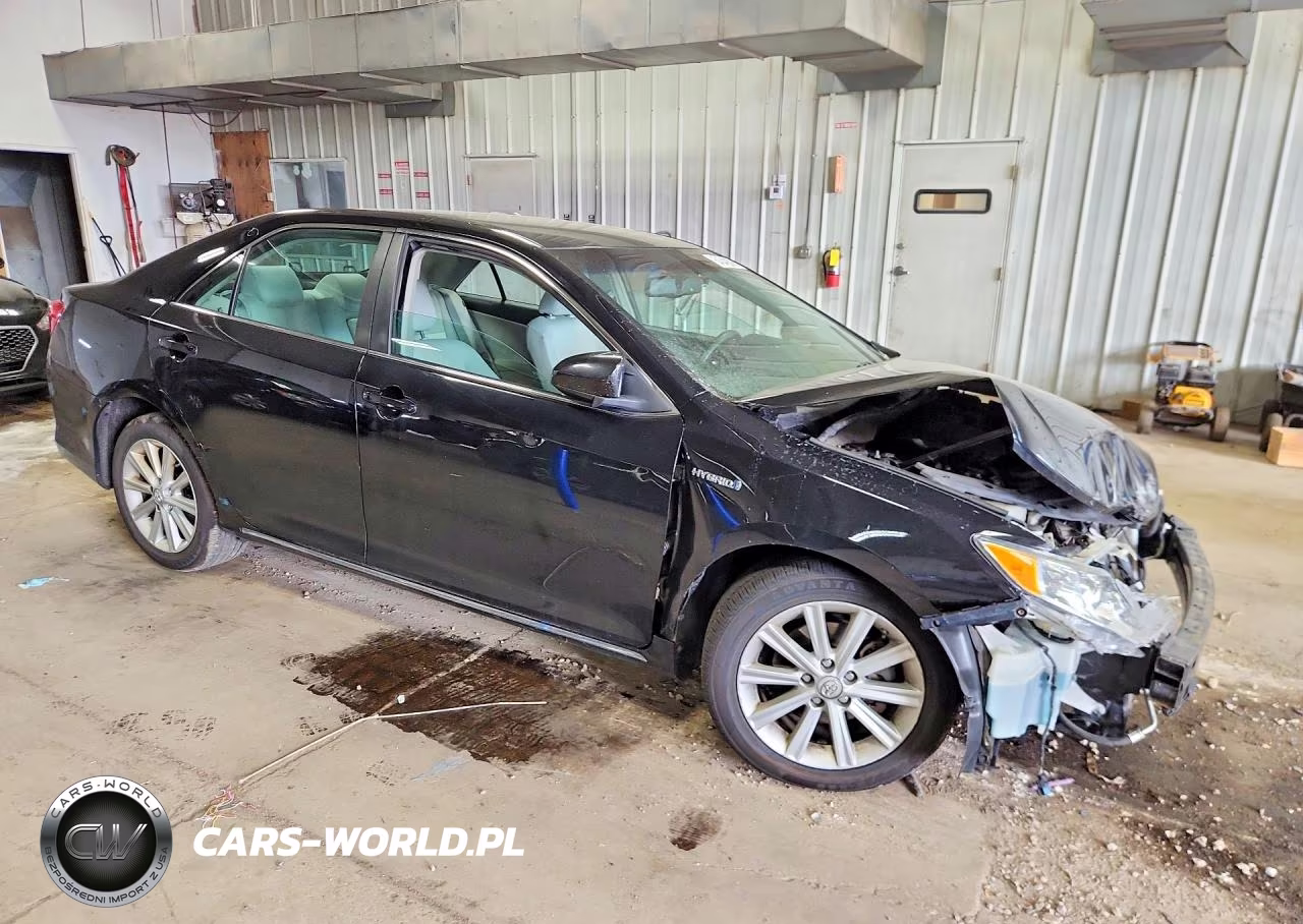 2014 Toyota Camry Hybrid Xle VIN:4T1BD1FK5EU118682 - 4