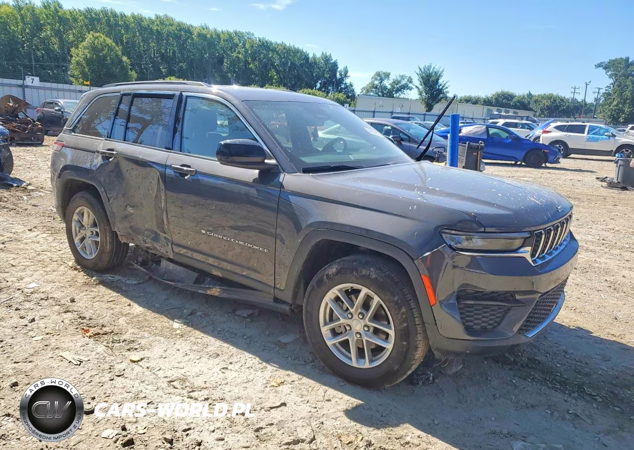 2026 Jeep Grand Cherokee Base VIN:1C4RJHAG4TC225006 - 4