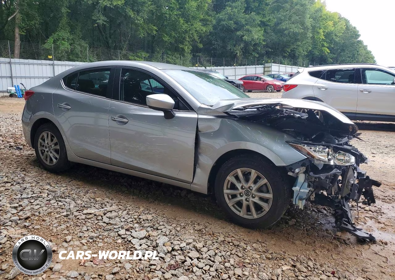2015 Mazda 3 Touring VIN:3MZBM1V70FM234358 - 4