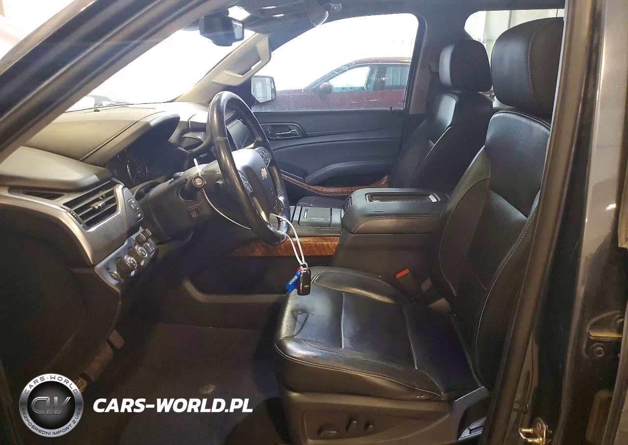 2019 Chevrolet Suburban K1500 Premier VIN:1GNSKJKJ8KR296454 - 7