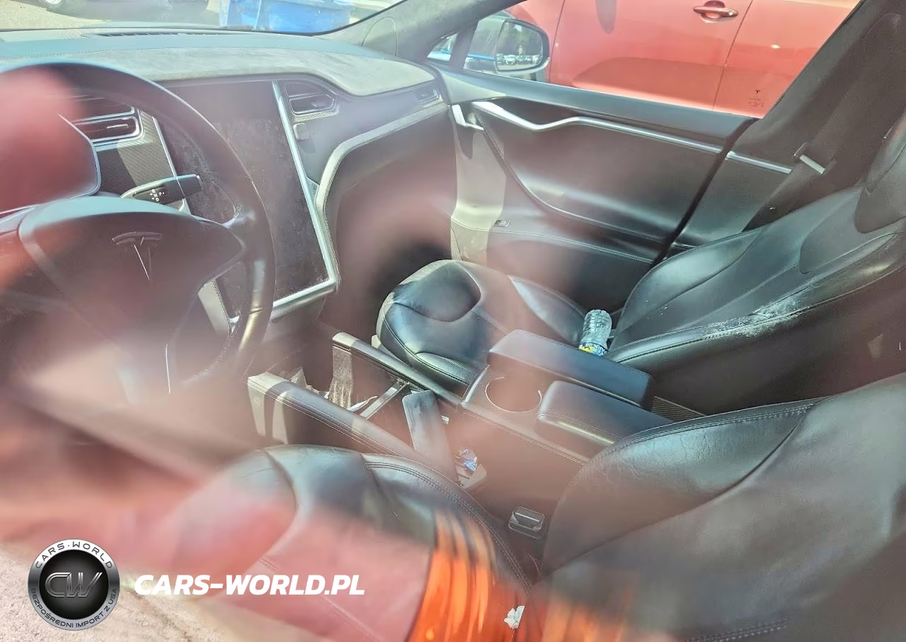 2015 Tesla Model S 85D VIN:5YJSA1H25FFP74031 - 8