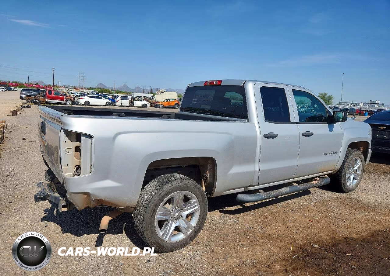 2016 Chevrolet Silverado K1500 Custom VIN:1GCVKPECXGZ337230 - 3