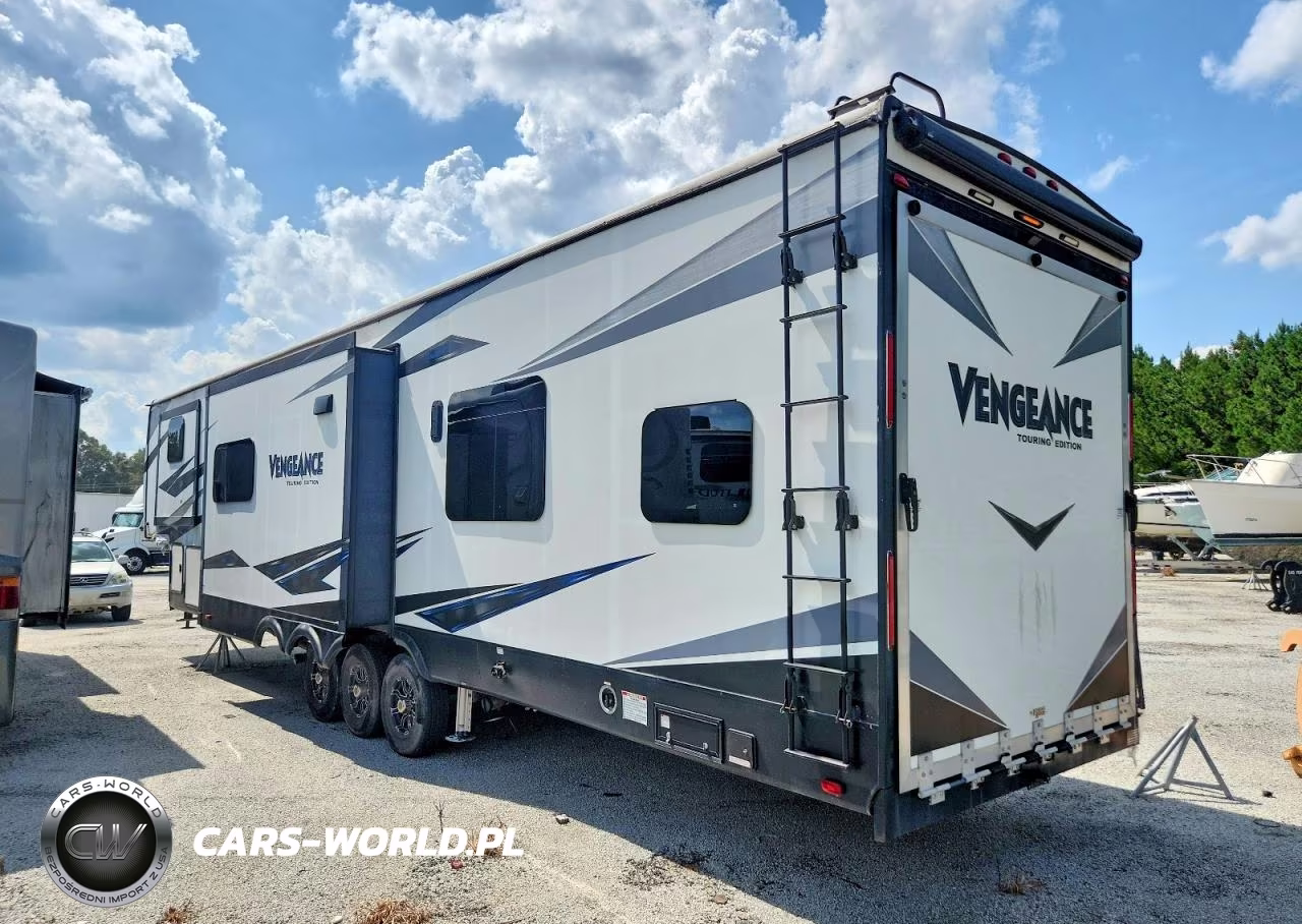 2019 Forest River Vengeance Camper VIN:5ZT3VG5F2K6502625 - 3