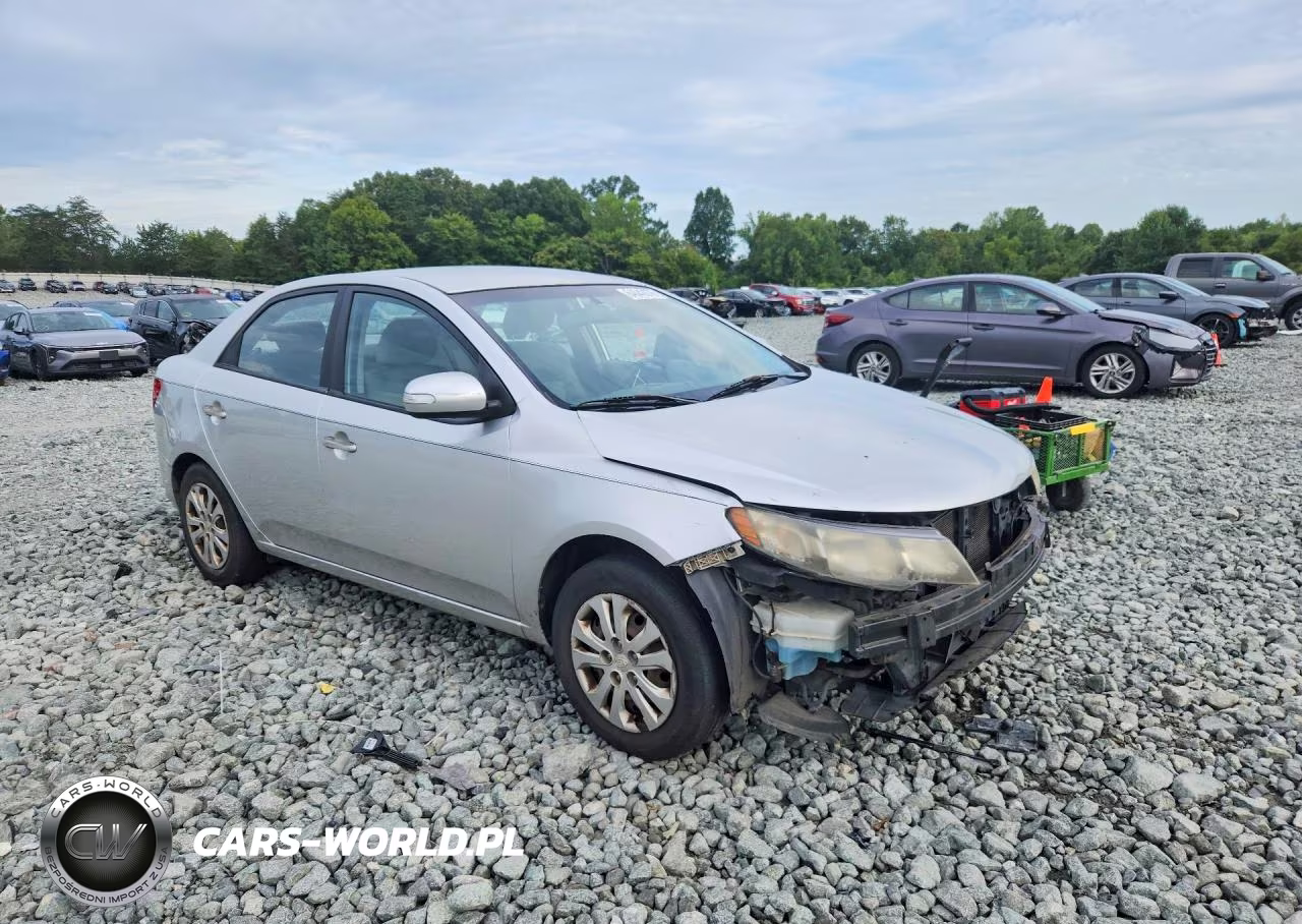 2010 Kia Forte Ex VIN:KNAFU4A25A5105320 - 4
