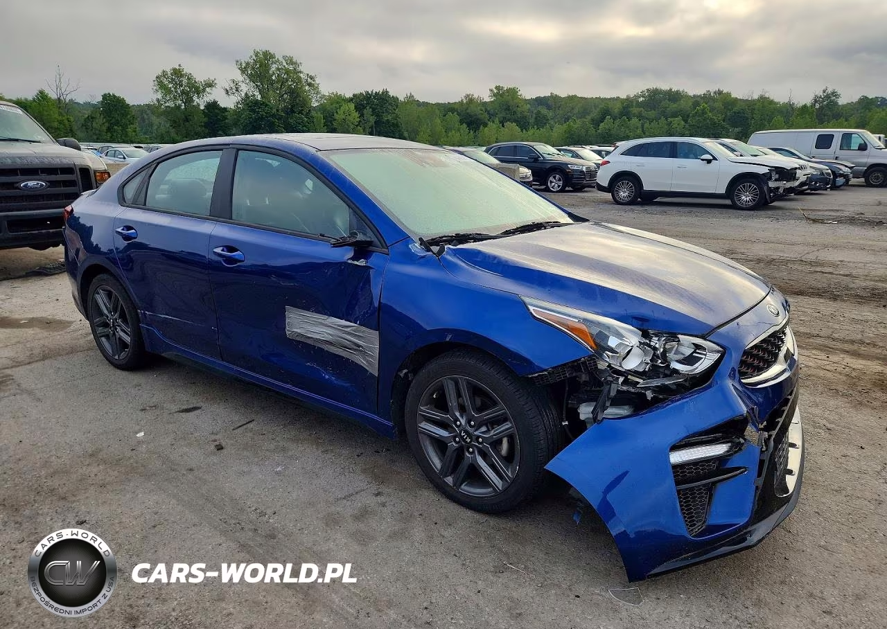 2021 Kia Forte Gt Line VIN:3KPF34AD0ME417870 - 4
