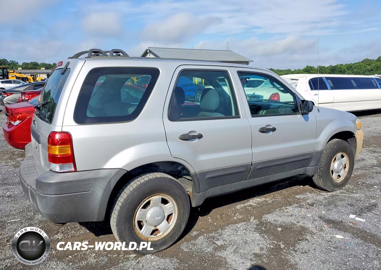 2005 Ford Escape Xls VIN:1FMYU92Z35KA01724 - 3