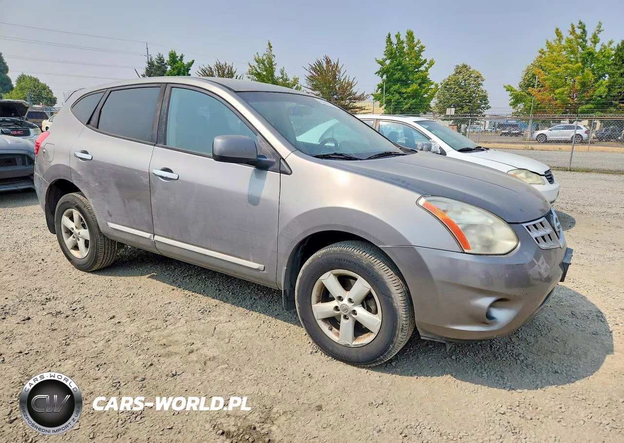 2013 Nissan Rogue S VIN:JN8AS5MT3DW540983 - 4