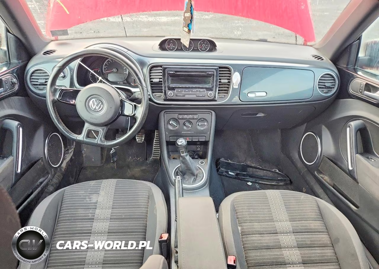2013 Volkswagen Beetle Turbo VIN:3VW467ATXDM604706 - 8