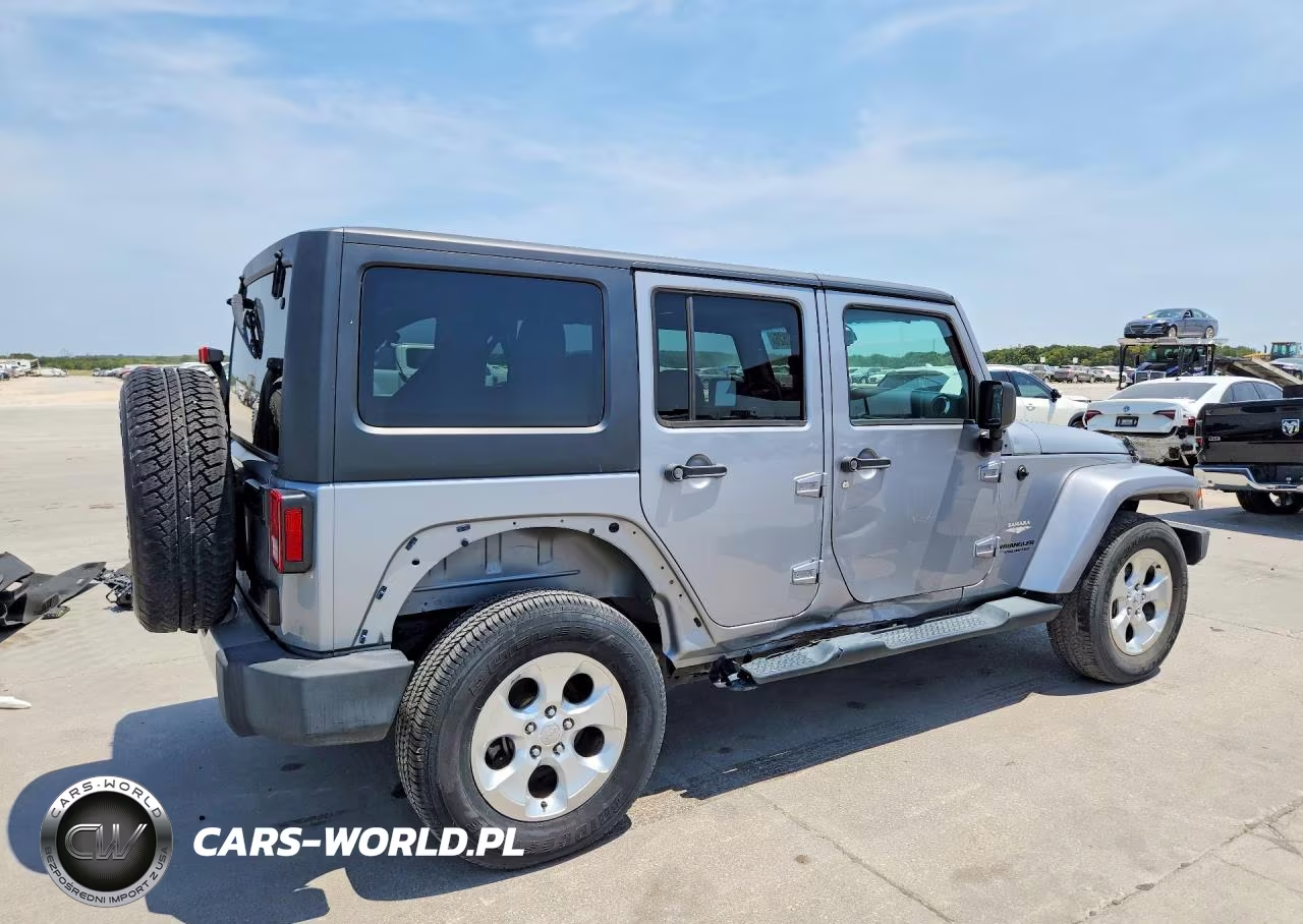 2014 Jeep Wrangler Unlimited Sahara VIN:1C4BJWEG5EL103354 - 3