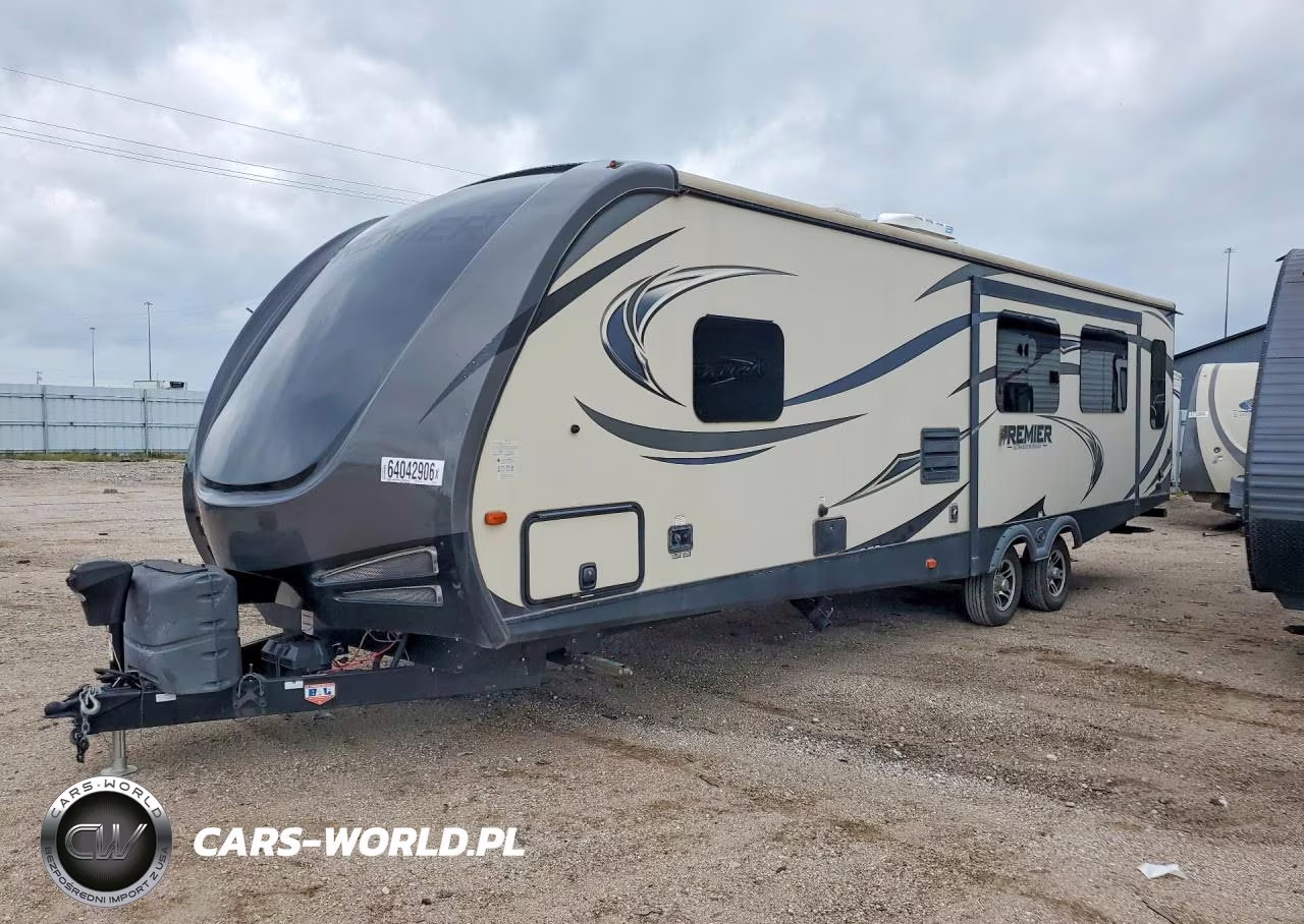 2017 Keystone Premier Camper
