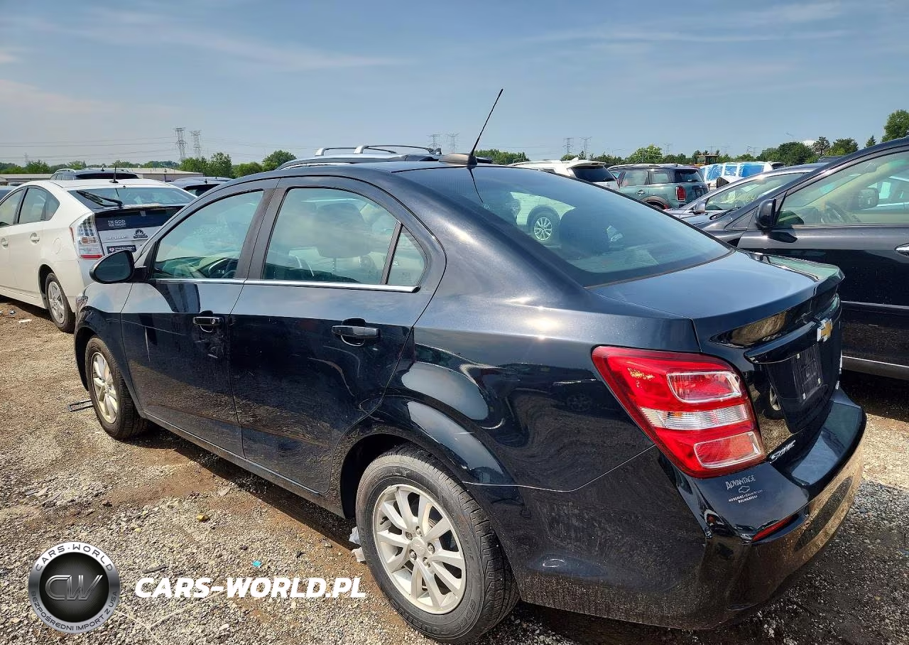2019 Chevrolet Sonic Lt VIN:1G1JD5SB5K4126511 - 2