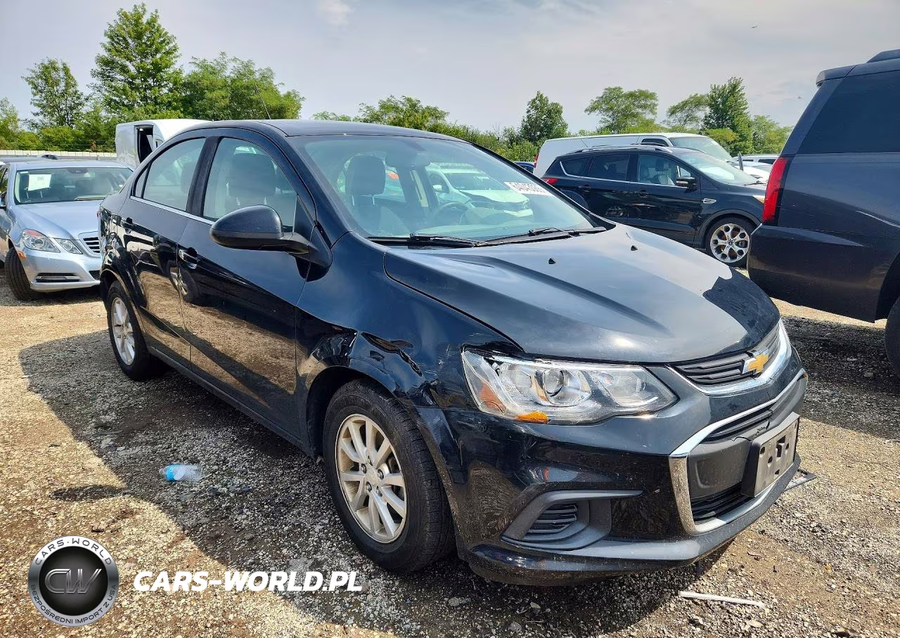 2019 Chevrolet Sonic Lt VIN:1G1JD5SB5K4126511 - 4