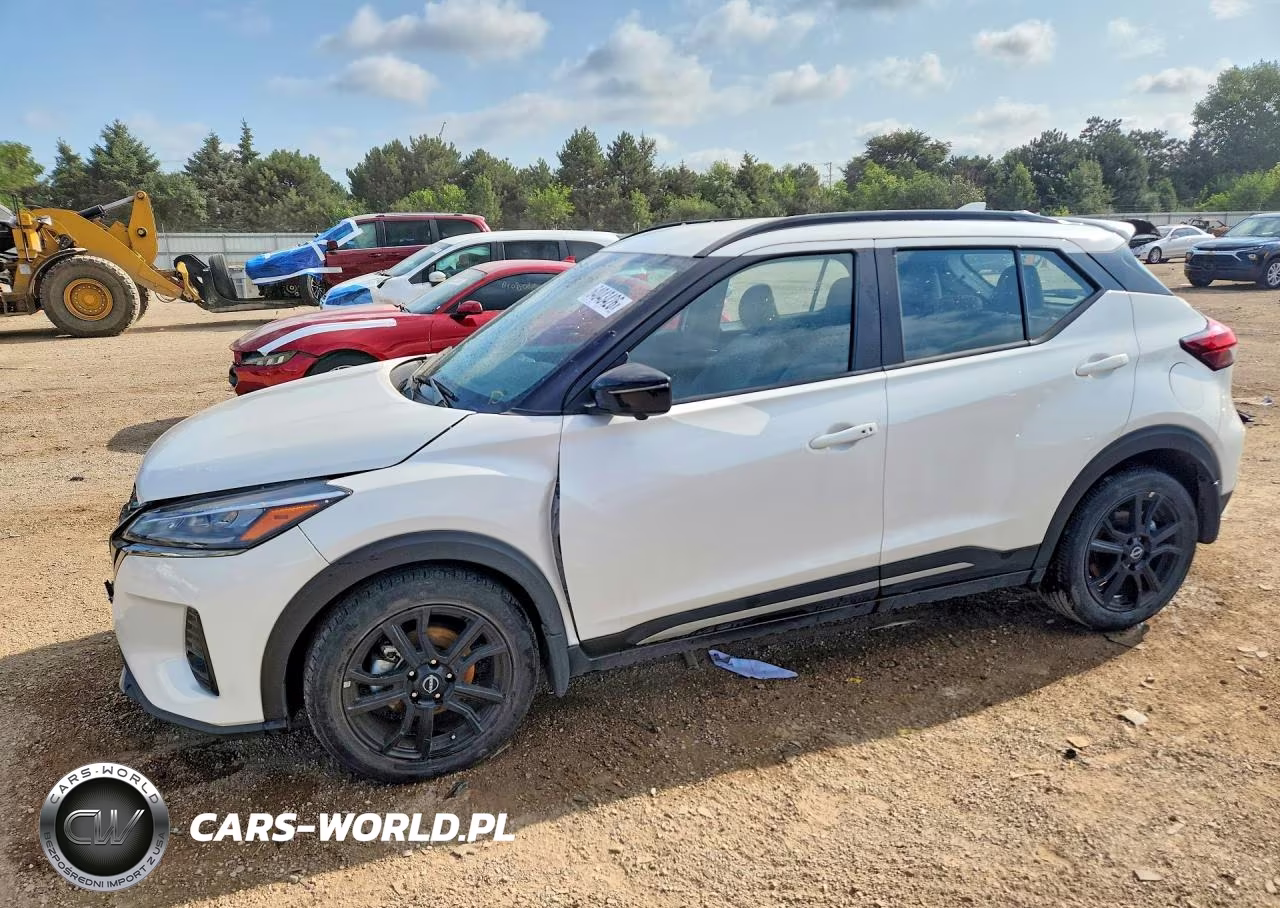 2024 Nissan Kicks Sr VIN:3N1CP5DVXRL571154 - 1
