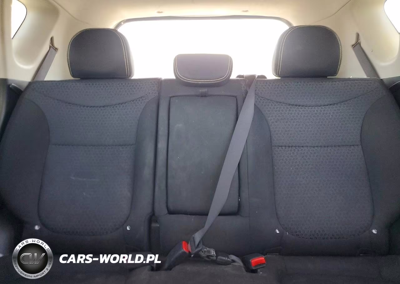 2016 Kia Soul + VIN:KNDJP3A58G7243505 - 10
