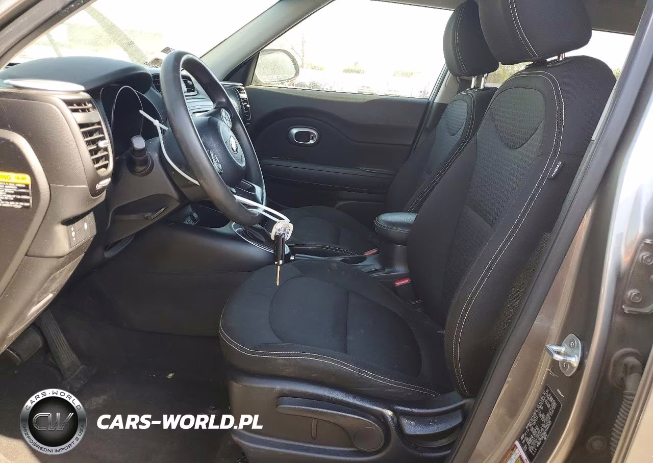 2016 Kia Soul + VIN:KNDJP3A58G7243505 - 7