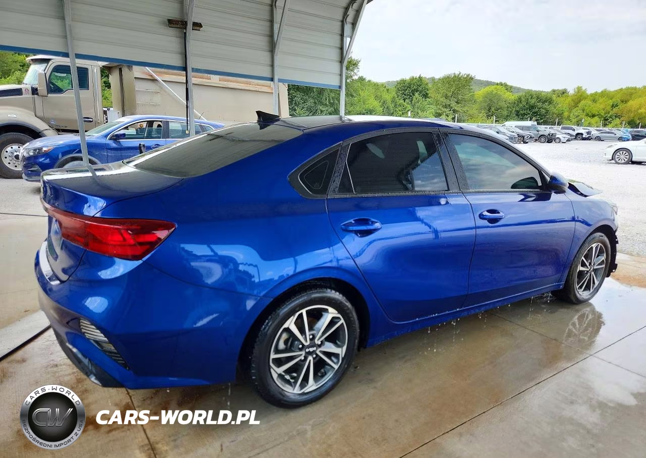2023 Kia Forte Lxs VIN:3KPF24AD9PE569881 - 3