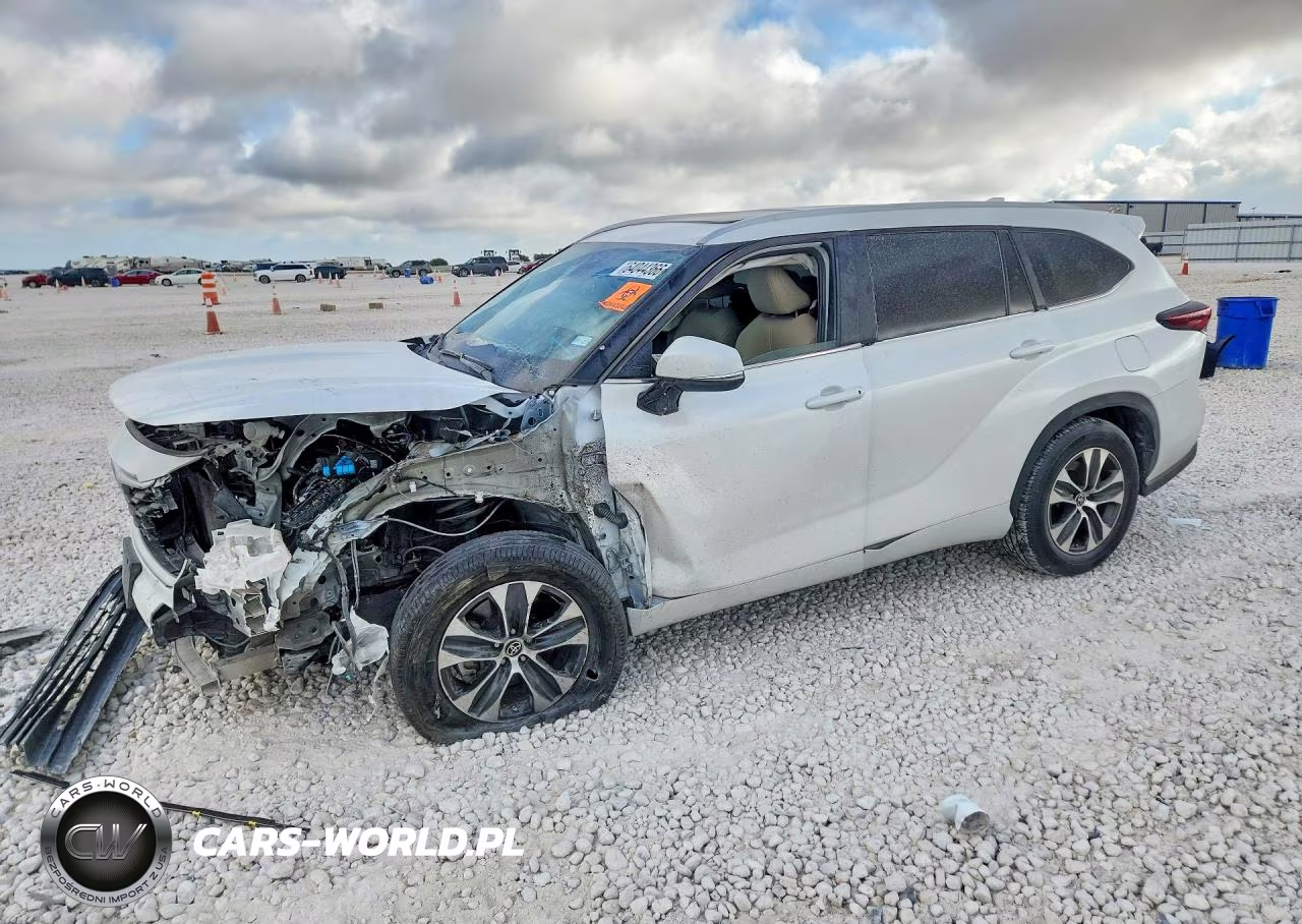 2024 Toyota Highlander Xle – zdjęcie 1 z 12