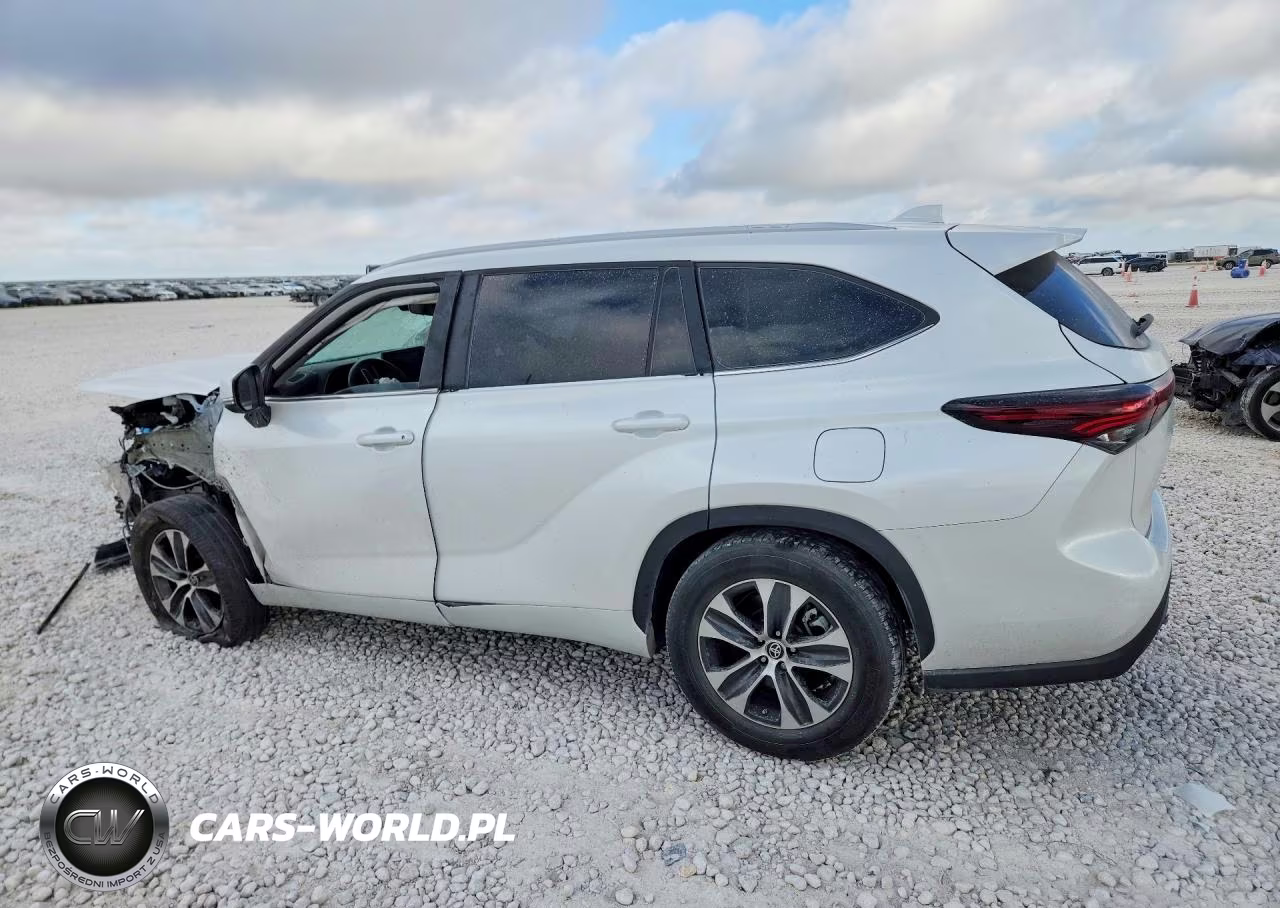 2024 Toyota Highlander Xle VIN:5TDKDRAH8RS053738 - 2
