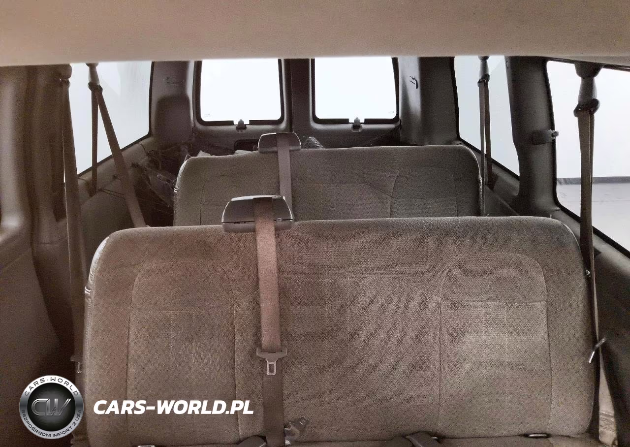 2018 Chevrolet Express G2500 Lt VIN:1GAWGFFP6J1335569 - 10