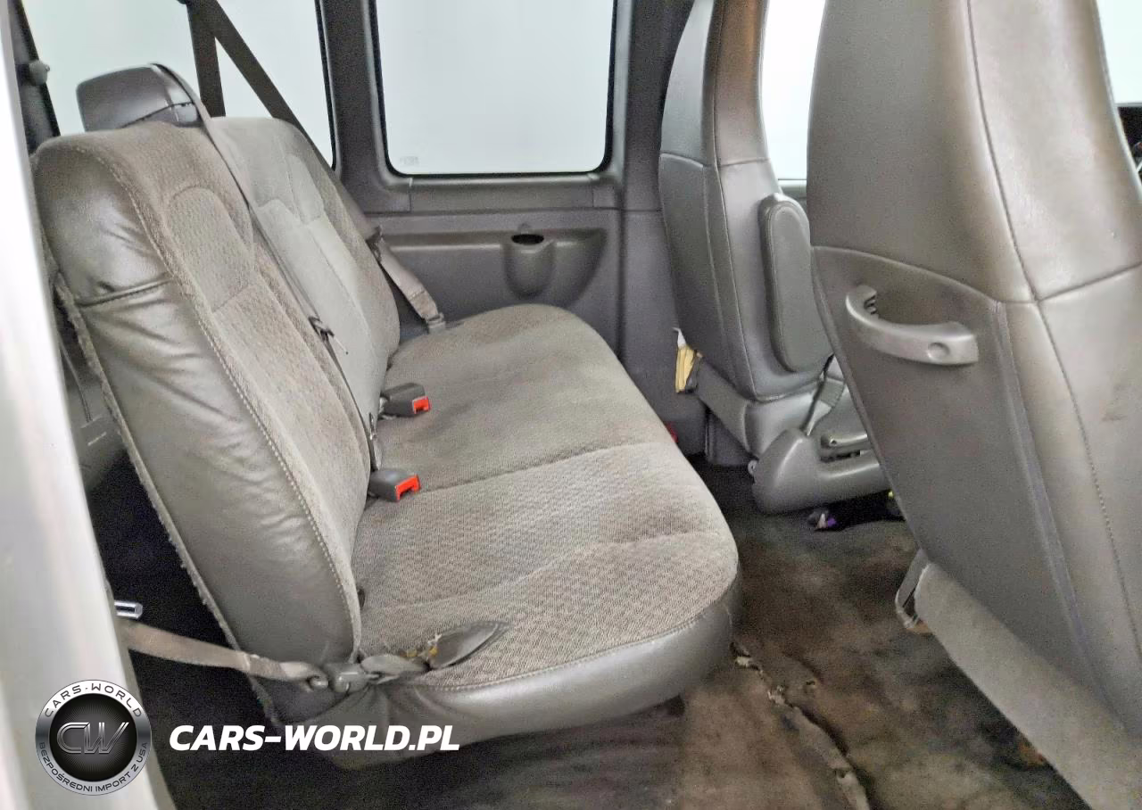 2018 Chevrolet Express G2500 Lt VIN:1GAWGFFP6J1335569 - 11