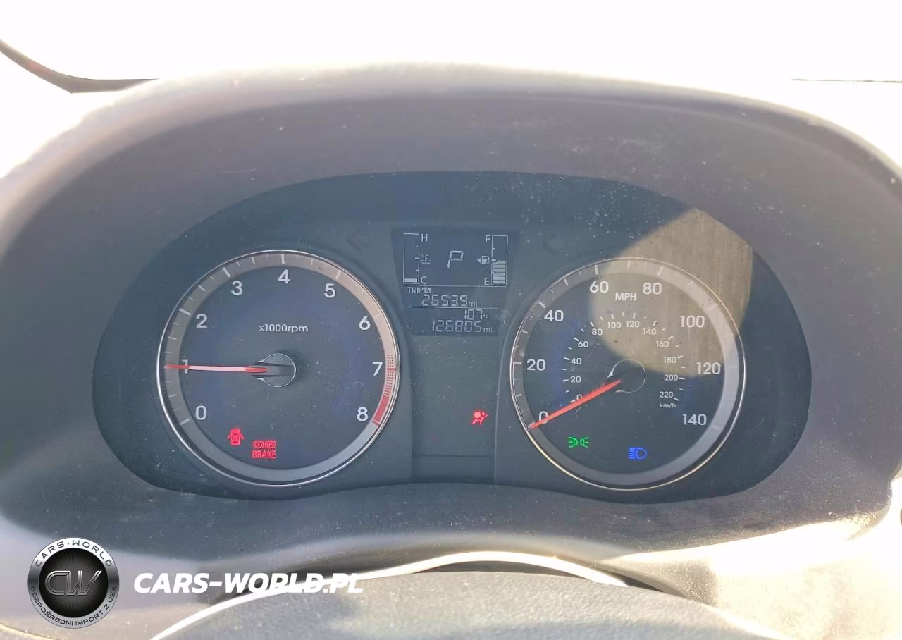 2015 Hyundai Accent Gls VIN:KMHCT4AE5FU882592 - 9