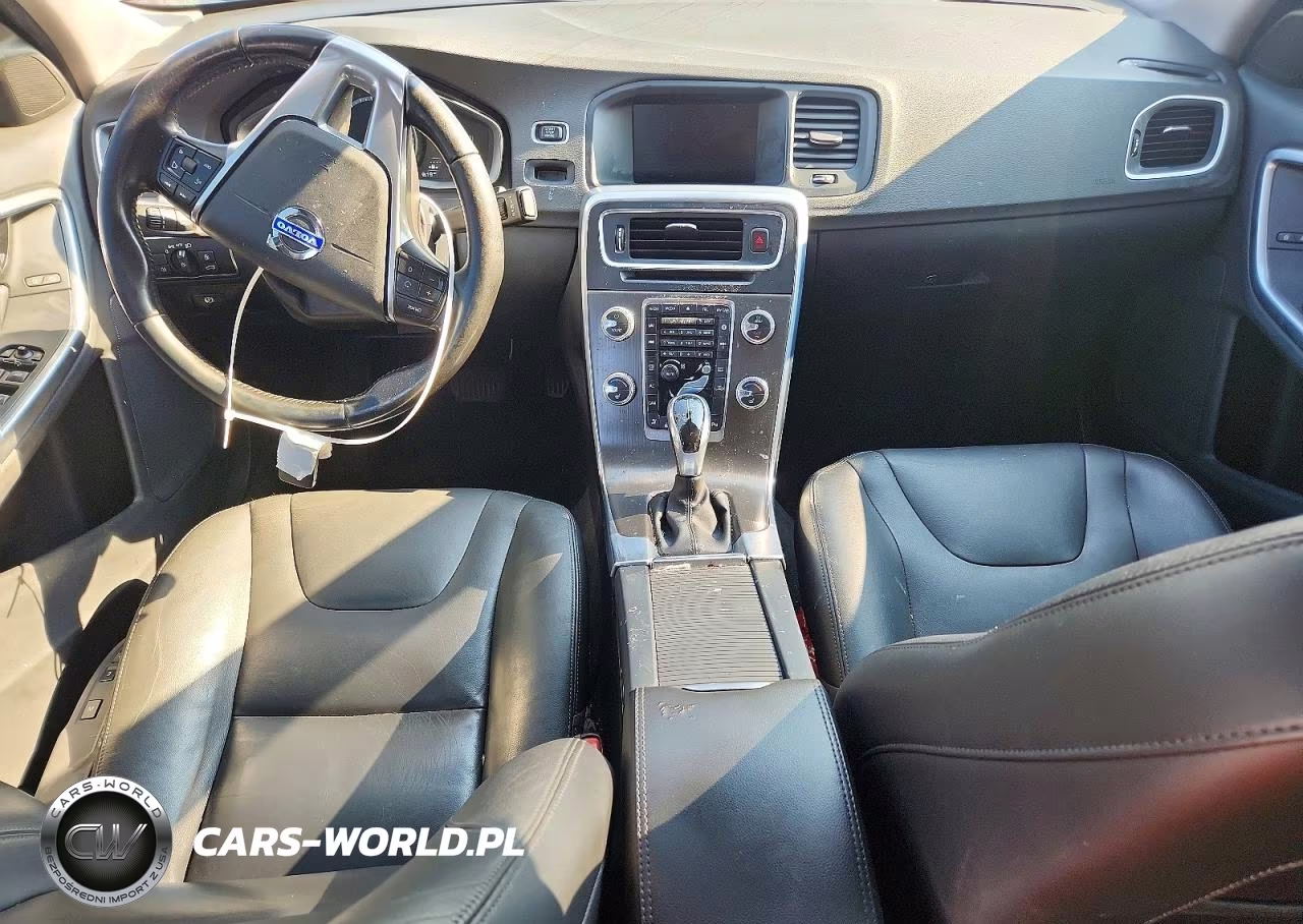 2016 Volvo S60 Premier VIN:YV1612TK2G2392214 - 8