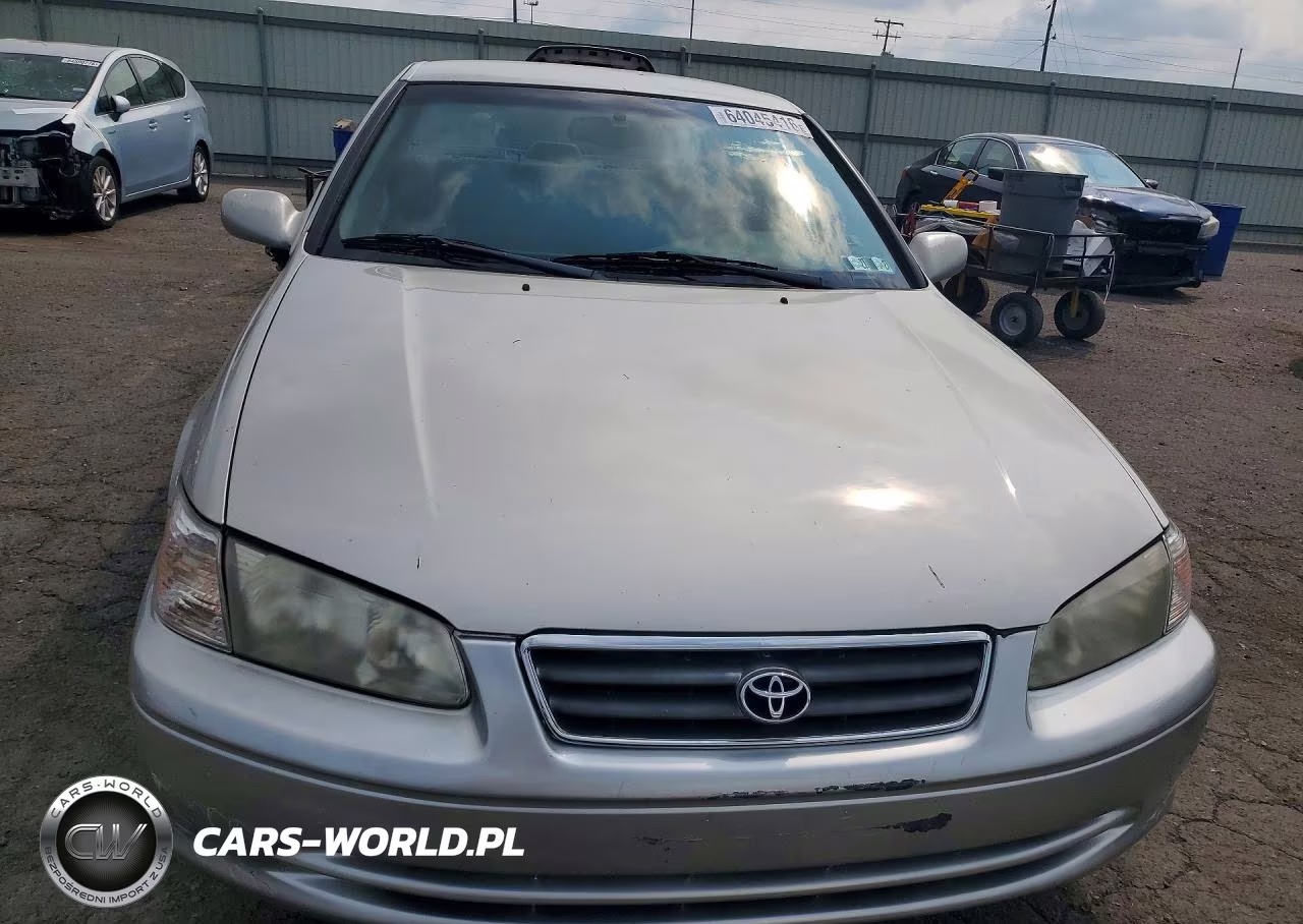 2001 Toyota Camry Le VIN:4T1BG22KX1U109960 - 5