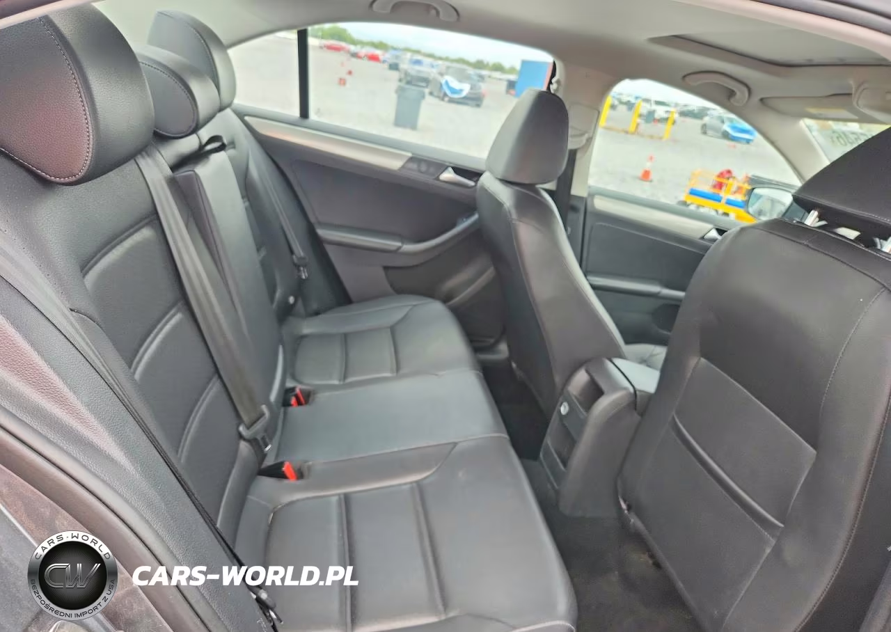 2018 Volkswagen Jetta Se VIN:3VWDB7AJ3JM260139 - 10