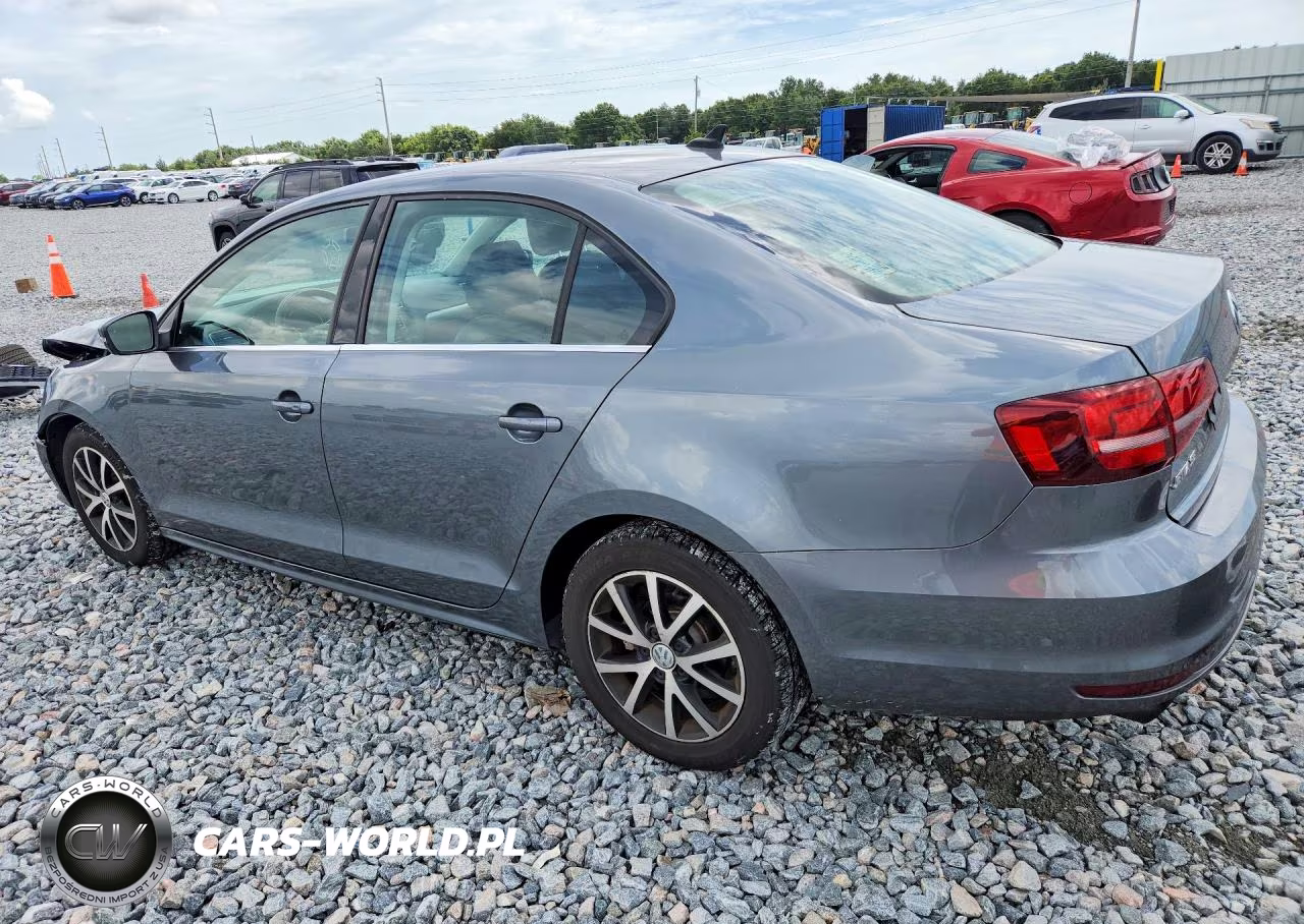 2018 Volkswagen Jetta Se VIN:3VWDB7AJ3JM260139 - 2
