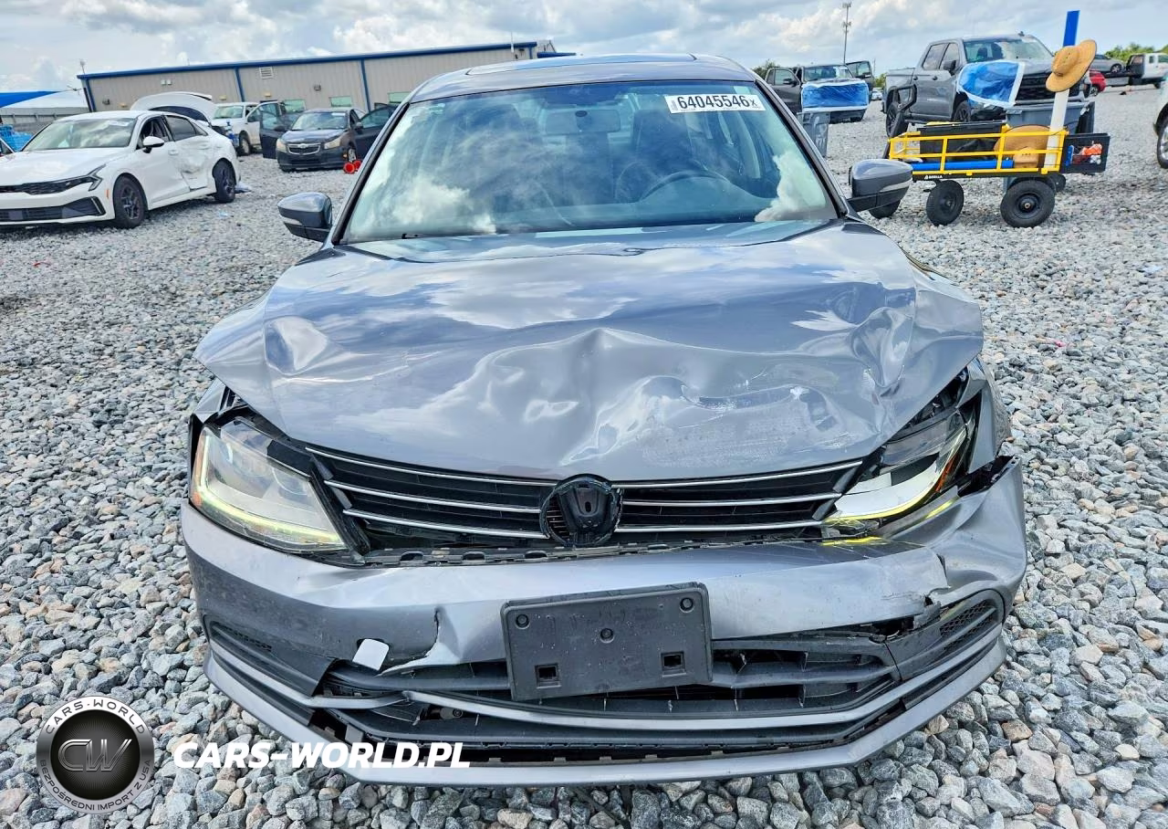 2018 Volkswagen Jetta Se VIN:3VWDB7AJ3JM260139 - 5
