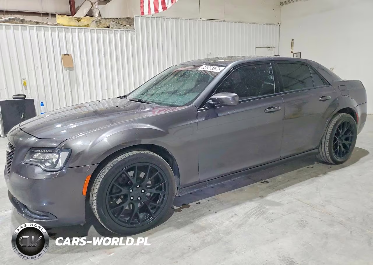 2019 Chrysler 300 S – zdjęcie 1 z 12