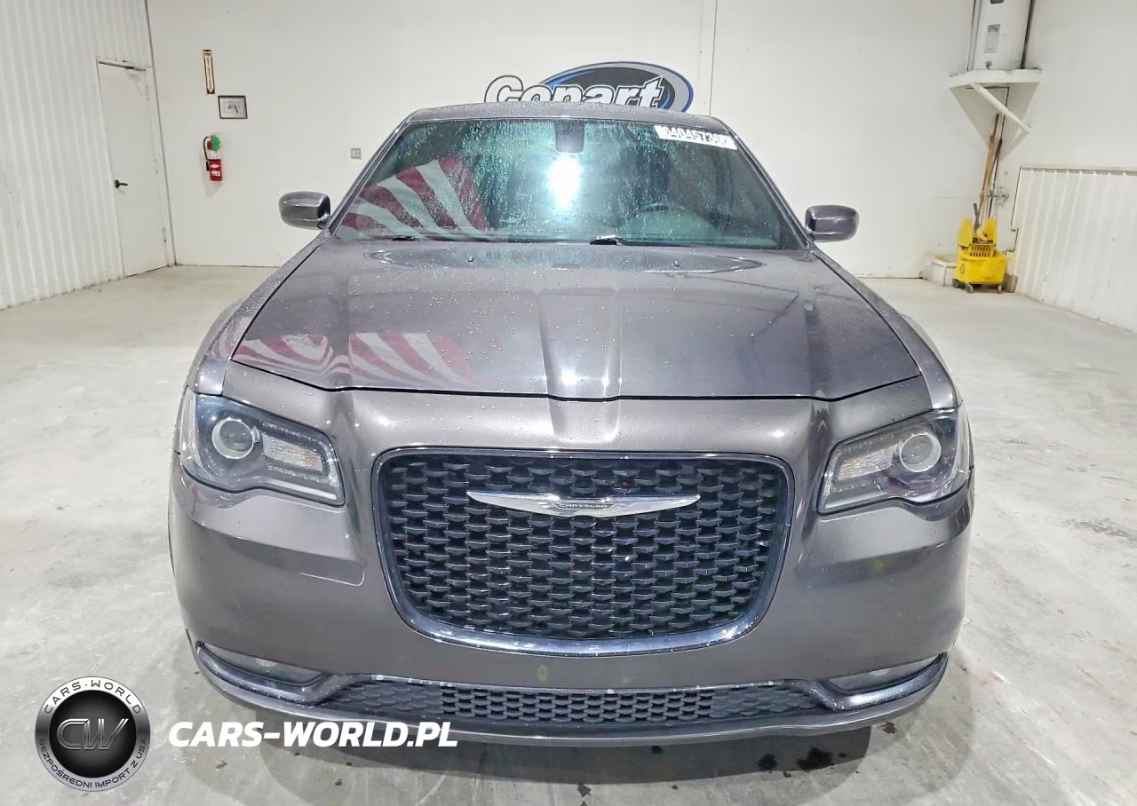 2019 Chrysler 300 S VIN:2C3CCAGG7KH698462 - 5